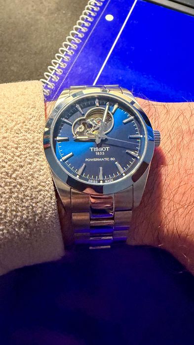 TISSOT - GENTLEMAN POWERMATIC 80 OPEN HEART - COMO NOVO  de 04/12/2025
