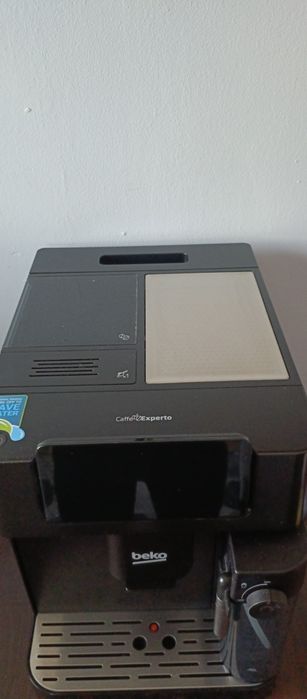 Ekspres ciśnieniowy Beko