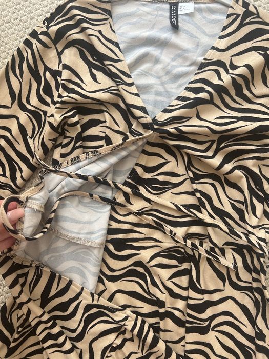 Жіноча сукня в тигровий принт