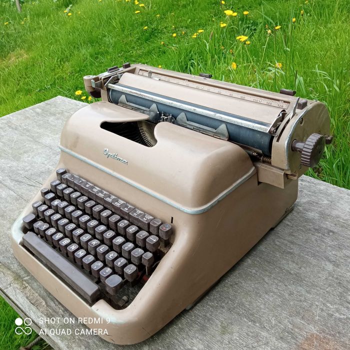 maszyna do pisania optima stara