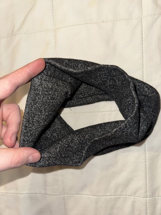 Szal unisex w idealnym stanie