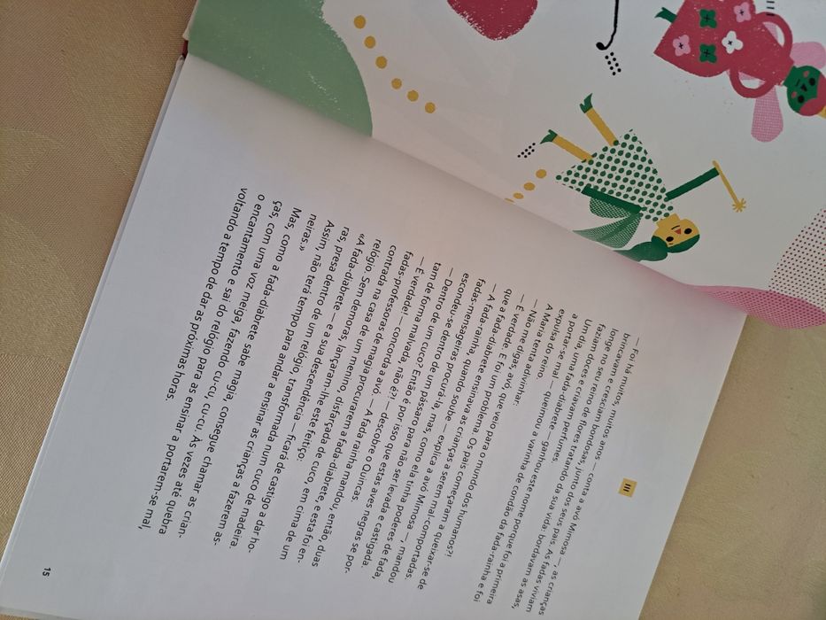 Livro Criança "A fada partiu a asa"