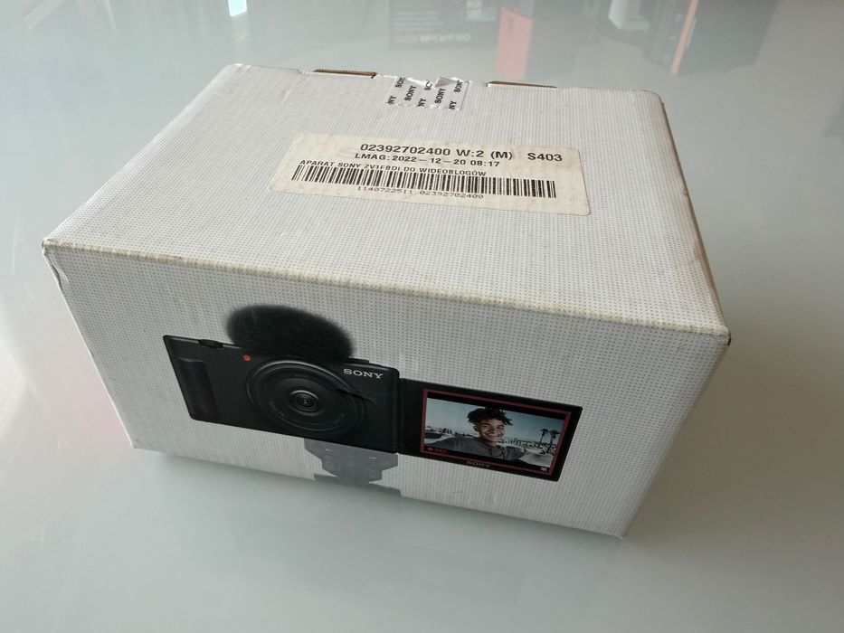 Sony ZV-1F + 3 oryginalne baterie + ładowarka + etui silikonowe | Stan idealny