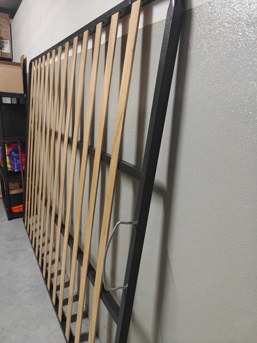 Estrado como novo 160x200 - usado apenas 6 meses