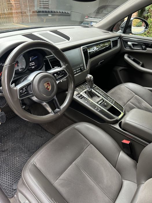 Sprzedan Porsche Macan Polski Salon