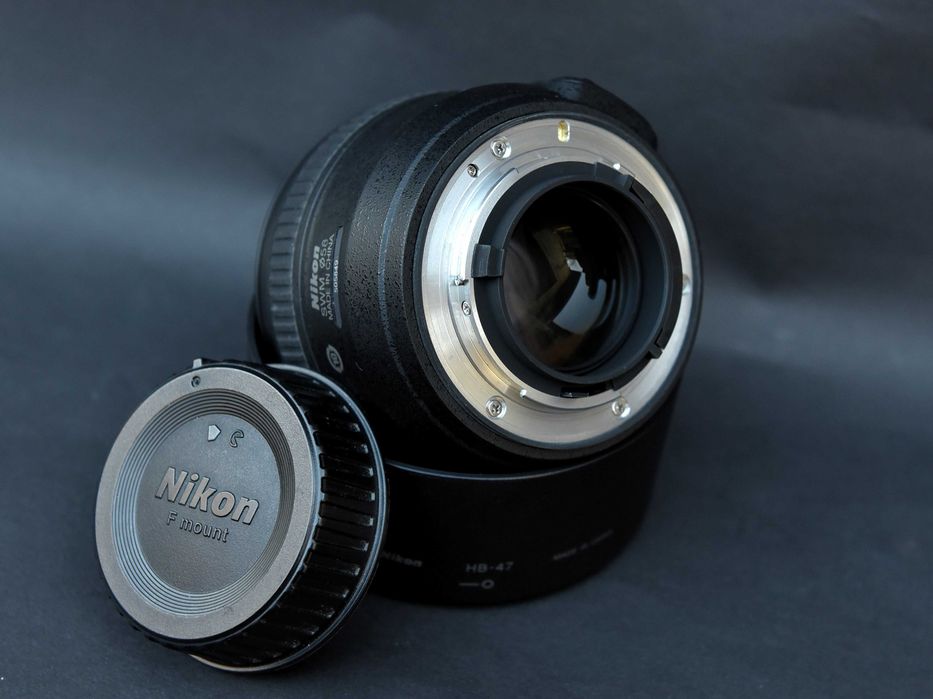 Об'єктив Nikon AF-S Nikkor 50mm f / 1.4G.
