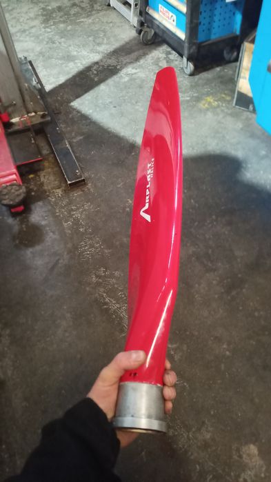 Elice tripa para avião