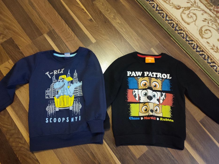 Гарні тепленькі кофтиночки для хлопчика