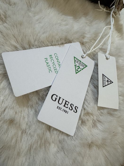 Guess Torebka  czarna