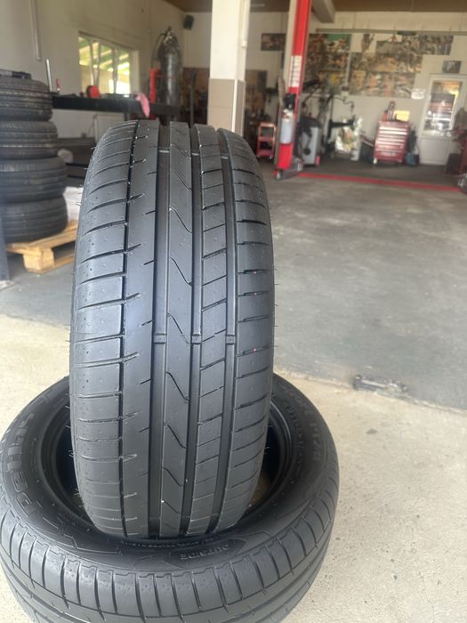 215/55/17 Velox