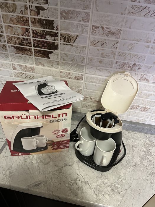 Крапельна кавоварка Grunhelm