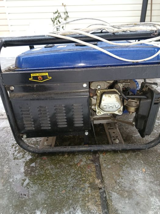 Генератор однофазний