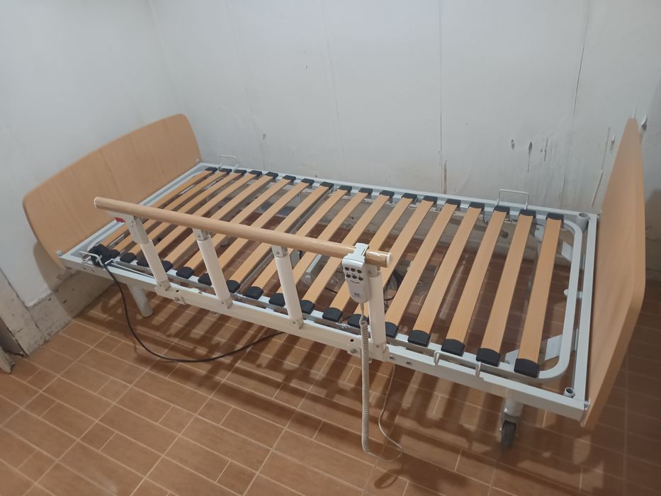 Cama articulada com colchão