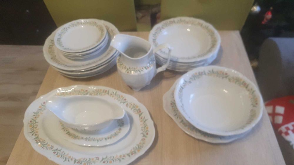 Porcelana WAŁBRZYCH Fryderyka - Piękny Serwis Obiadowy 22 elementy PRL