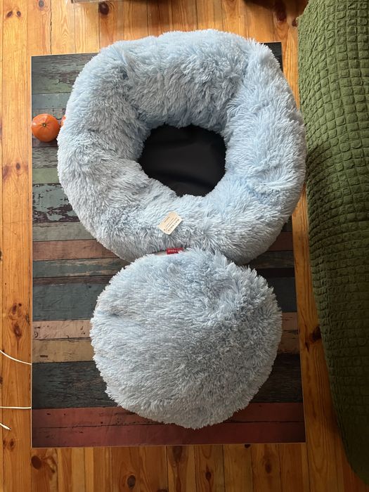 Лежак для котів або собак