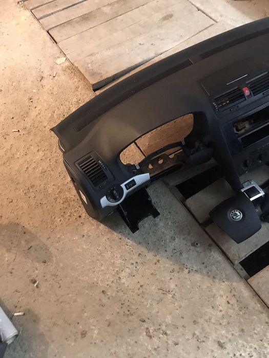 Торпеда безпека airbag Skoda octavia А5