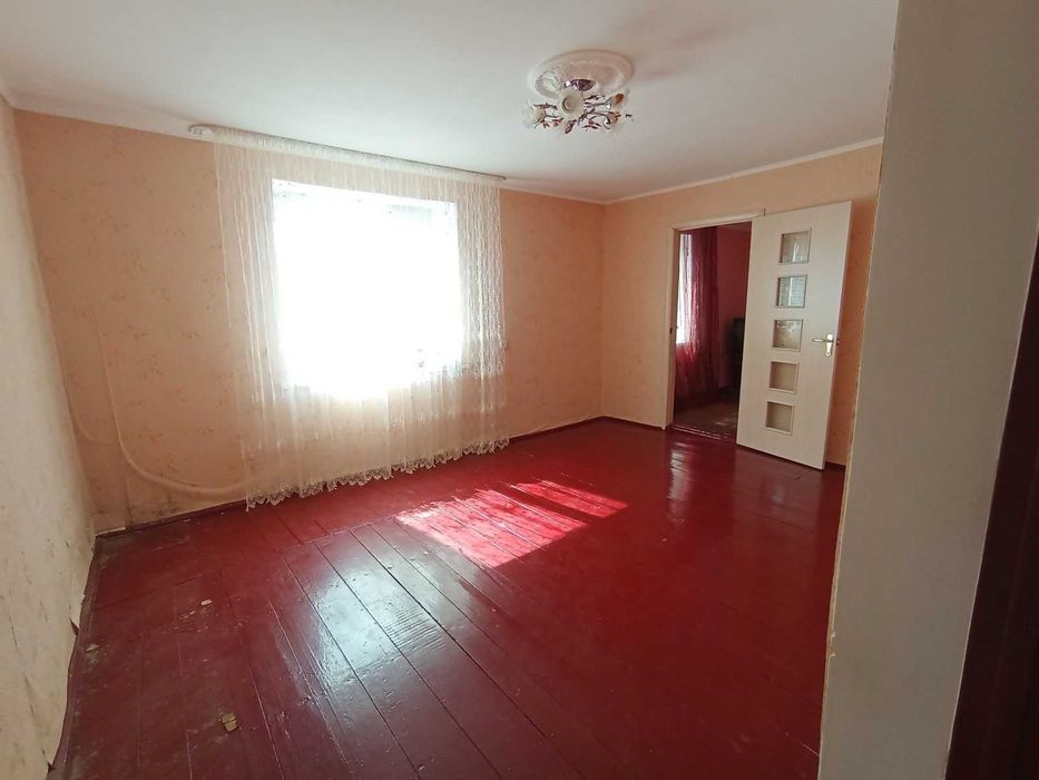 Продаж 1 поверхового будинку з гаражем і ділянкою, с. Петрик