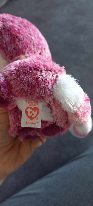 Maskotka z dużymi oczami TY