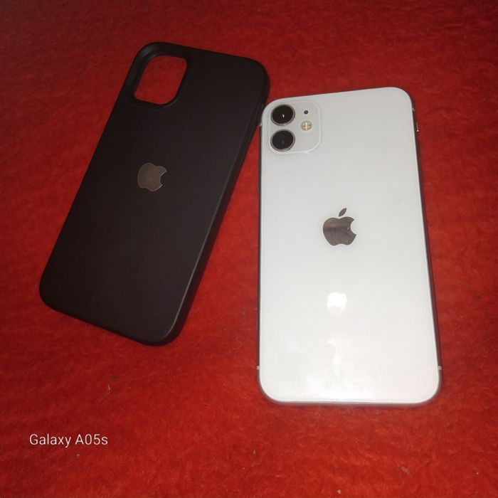 Iphone 11 white