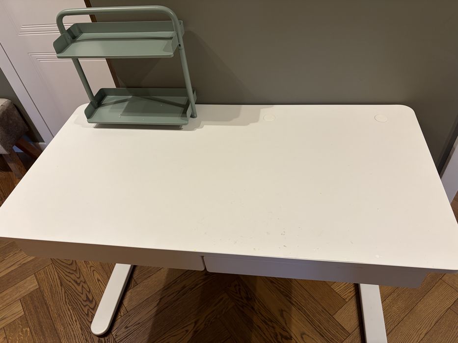 Biurko Ikea Relatera 117x60 cm
