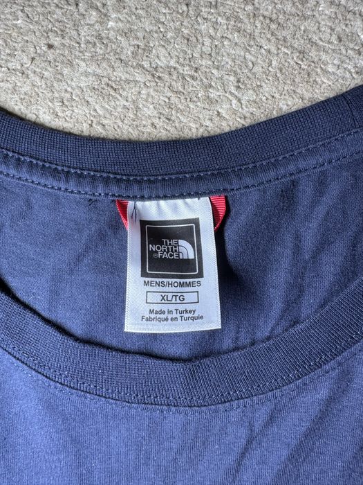Футболка The North Face
