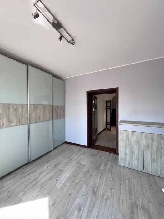 Продам будинок, Район (1 АВ ), без комісії для покупця!!!