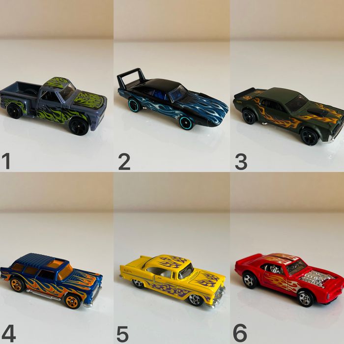 Машинкі оригінал hot wheels mattel