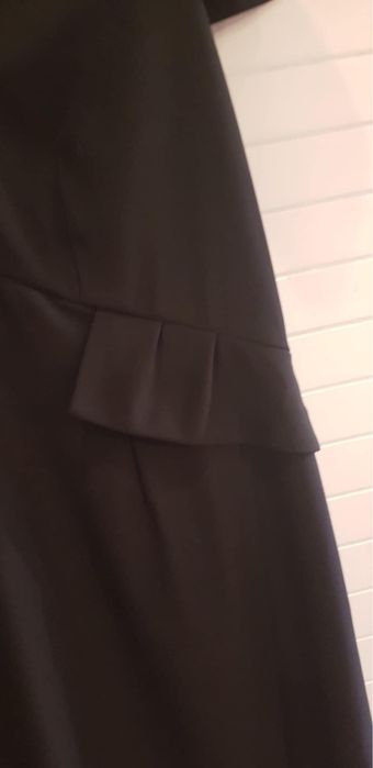 Czarna sukienka wyszczuplajaca XL
