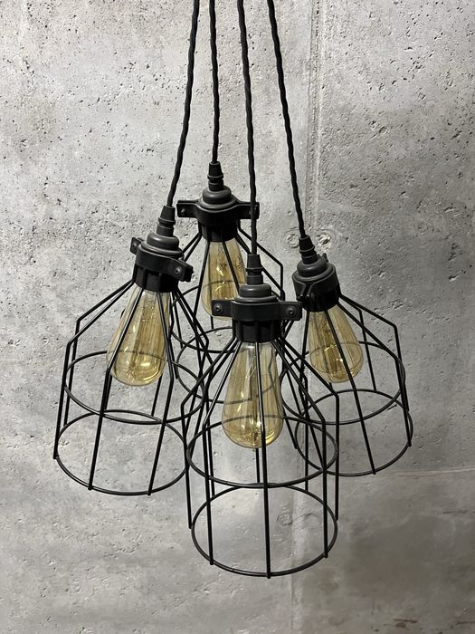 Lampa wiszaca retro w stylu industrialnym / loftowym