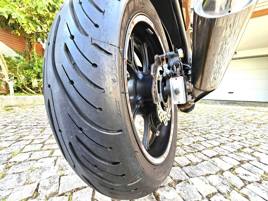 Honda NC 750 X com apenas 29.800 kms, muito estimada