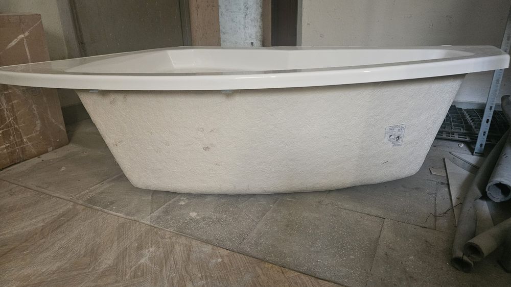 Wanna narożna 130x80 używana
