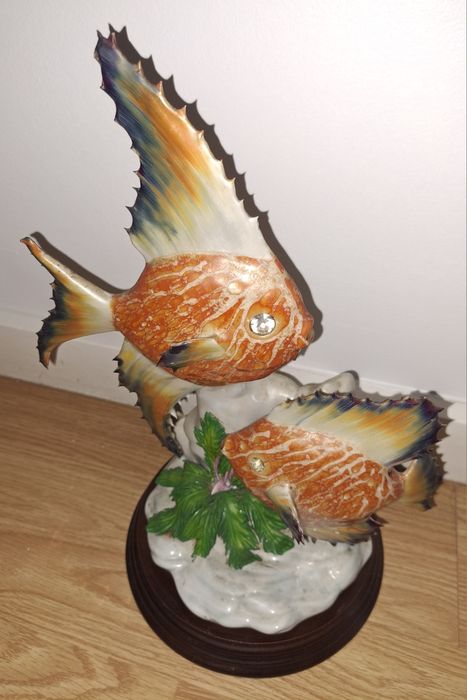Estátua Cerâmica Peixes 30cm