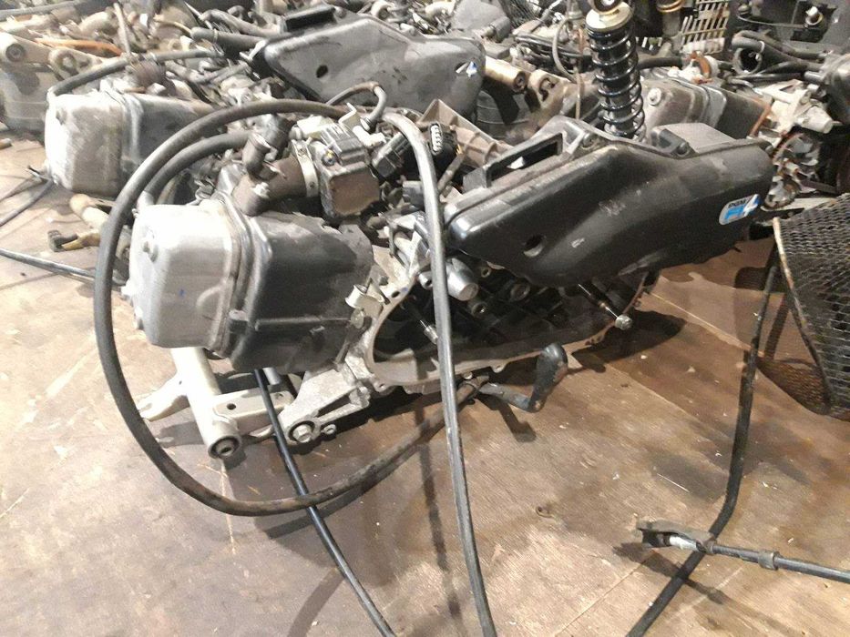Запчасть на  двигатель генератор Suzuki zz inch Sport