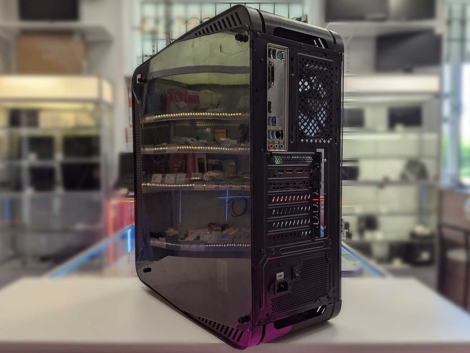 Ігровий ПК QUBE i5-8600k/RX 580 8GB/Intel Z370-P/16GB DDR4/NVME 512GB