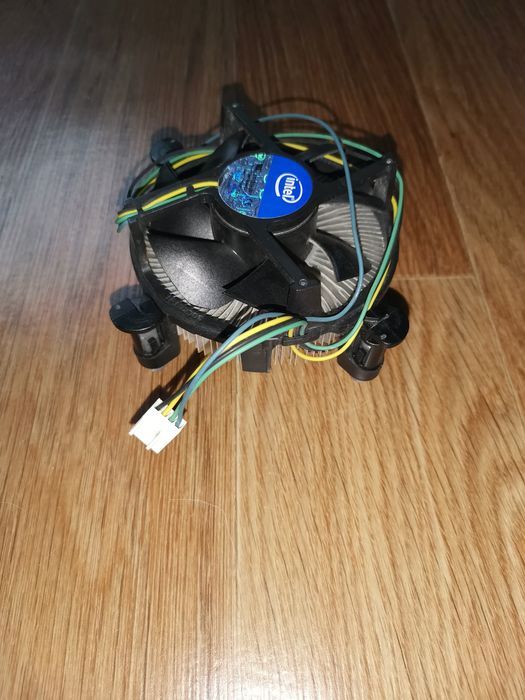 Продати кулер для процесора