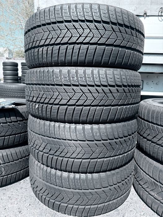 235 35 20 Pirelli Sottozero 3 99% 2022 Шини Зима