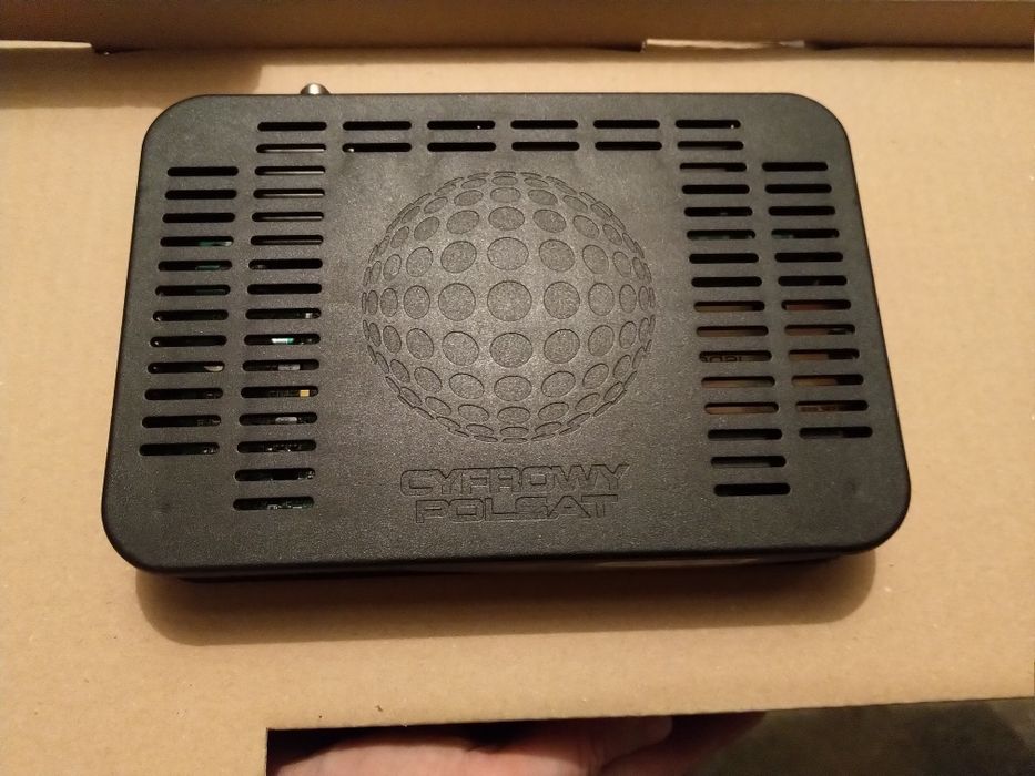 Antena Cyfrowy Polsat +pilot+ dekoder - Zestaw