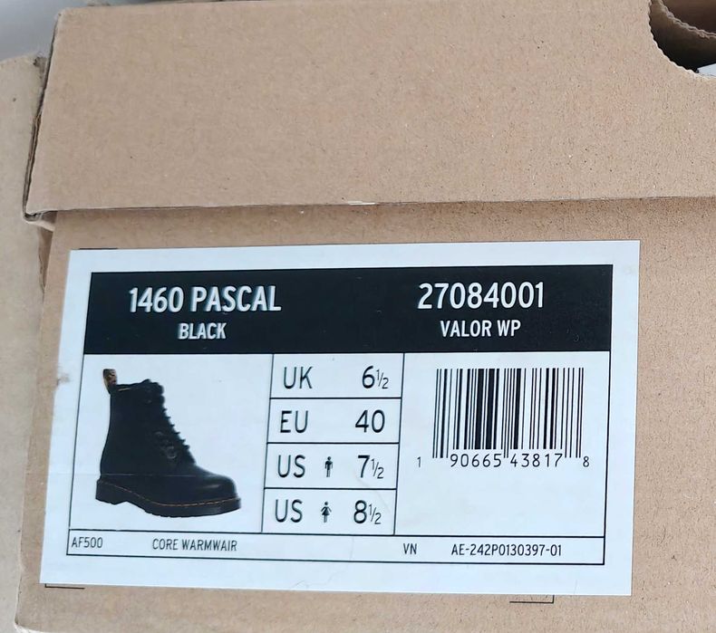 Glany Dr. Martens 1460 Pascal Warmwair Valor WP rozm. 40