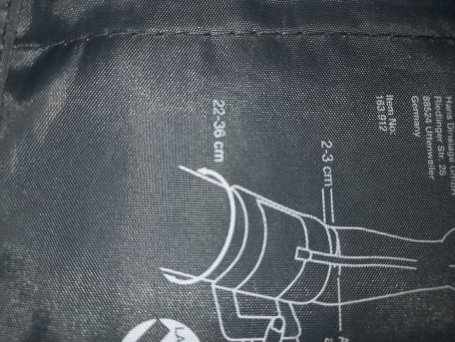 Манжета для електронного тонометра стандартна 22-36см. Нова.