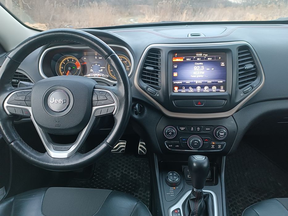 Sprzedam Jeep Cherokee