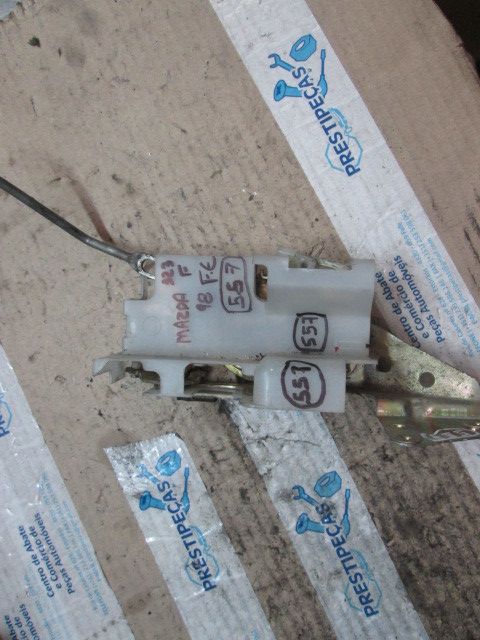 Fechadura / fecho porta frente esquerdo MAZDA 323 III (BF)