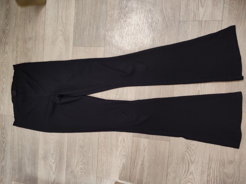 Штани жіночі в рубчик кльош