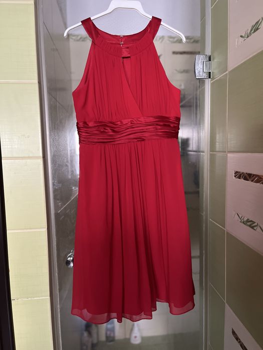 Elegencka sukienka koktailowa