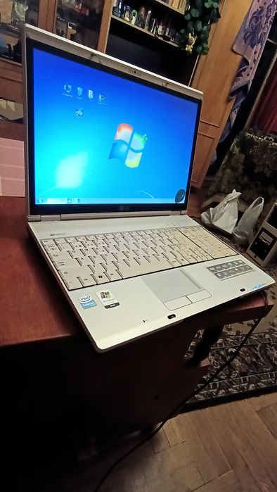 Ноутбук LG E500 hdd120+2