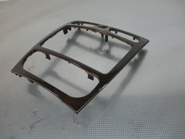Moldura da consola central / rádio / aro MERCEDES-BENZ Classe C (W203)