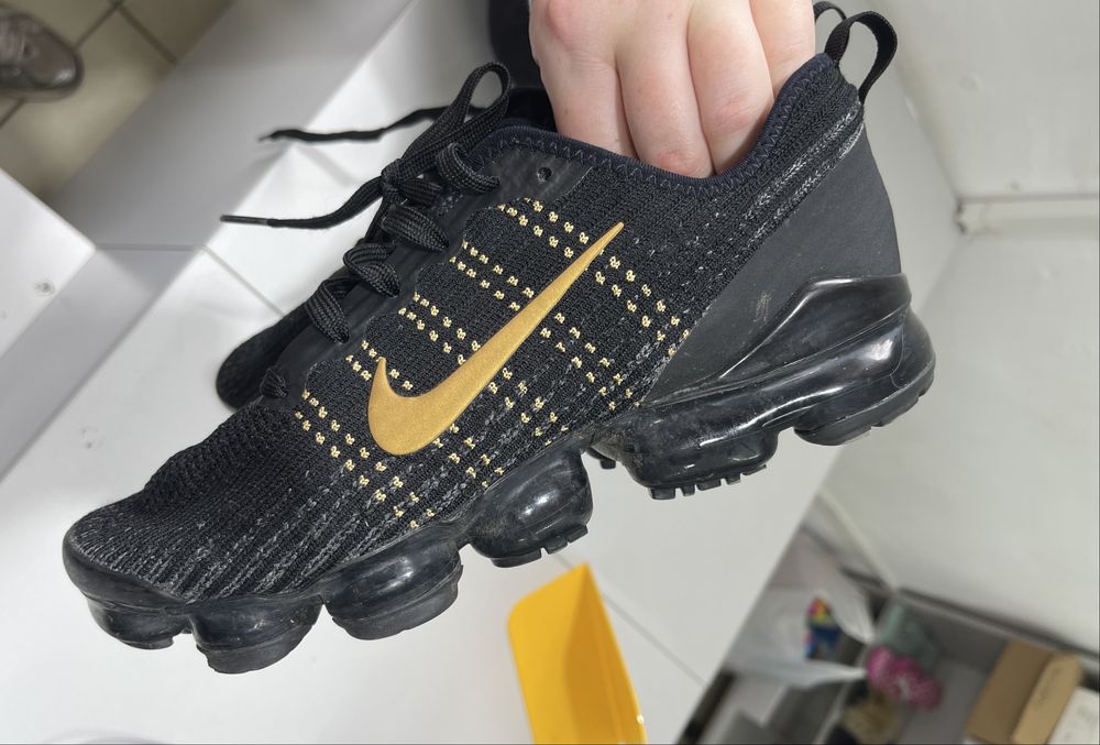 Кросівки NIKE AIR vapormax flyknit 40 р.