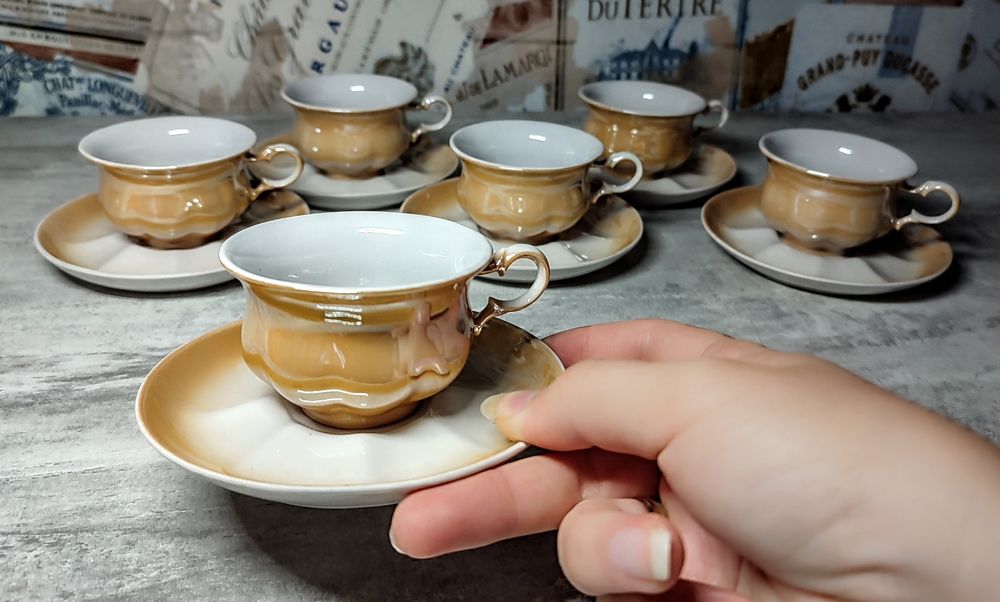 Порцеляновий чайно-кавовий сервіз з перламутром, вінтажний