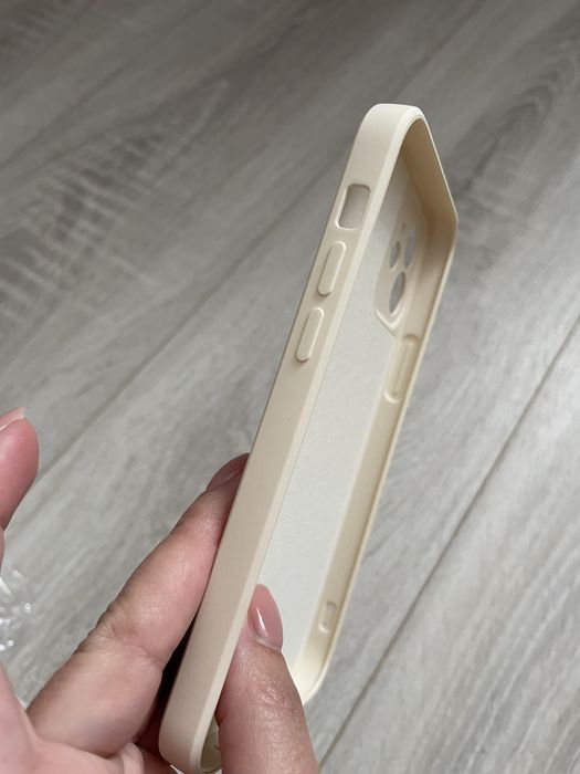 Чехол на IPhone 12