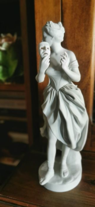 Diversas estatuetas em biscuit Vista Alegre