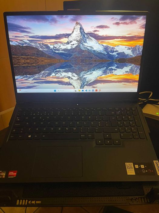 Portátil Gaming Lenovo Legion 5 - Excelente Estado - R5 5600H